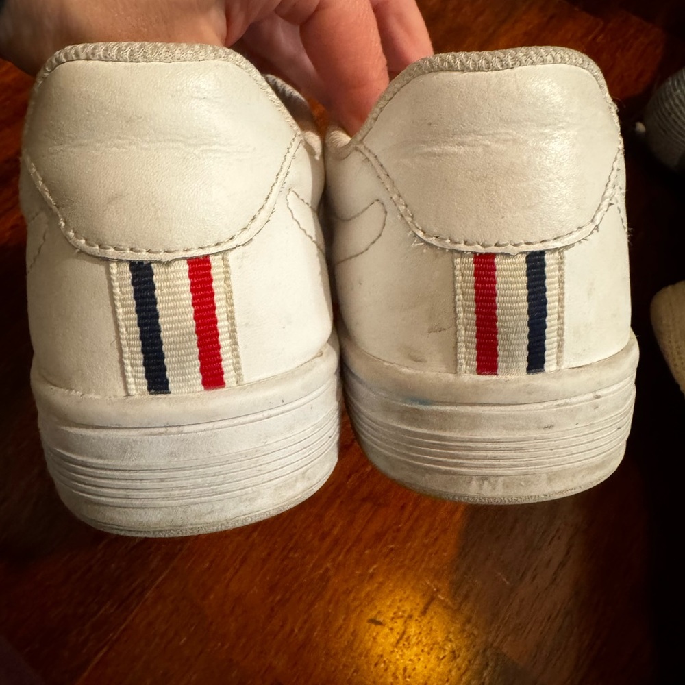 K-Swiss All-White Classic Sneakers - Picture 2 of 4